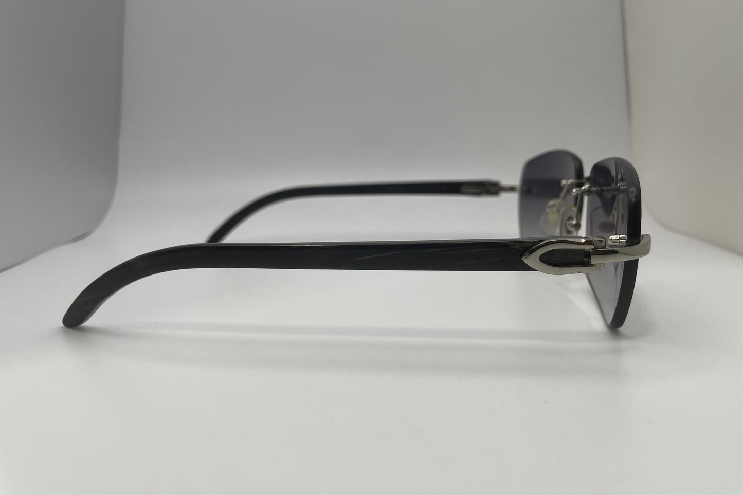 C Decor - Silver Black Buffs w/ Dark Gray Lenses