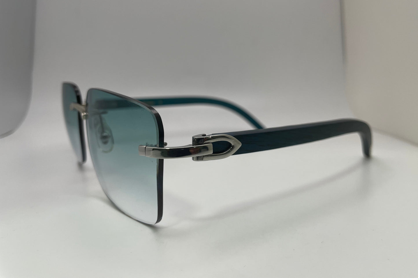 C Decor - Silver Blue Woods w/ Light Blue Faded Lenses