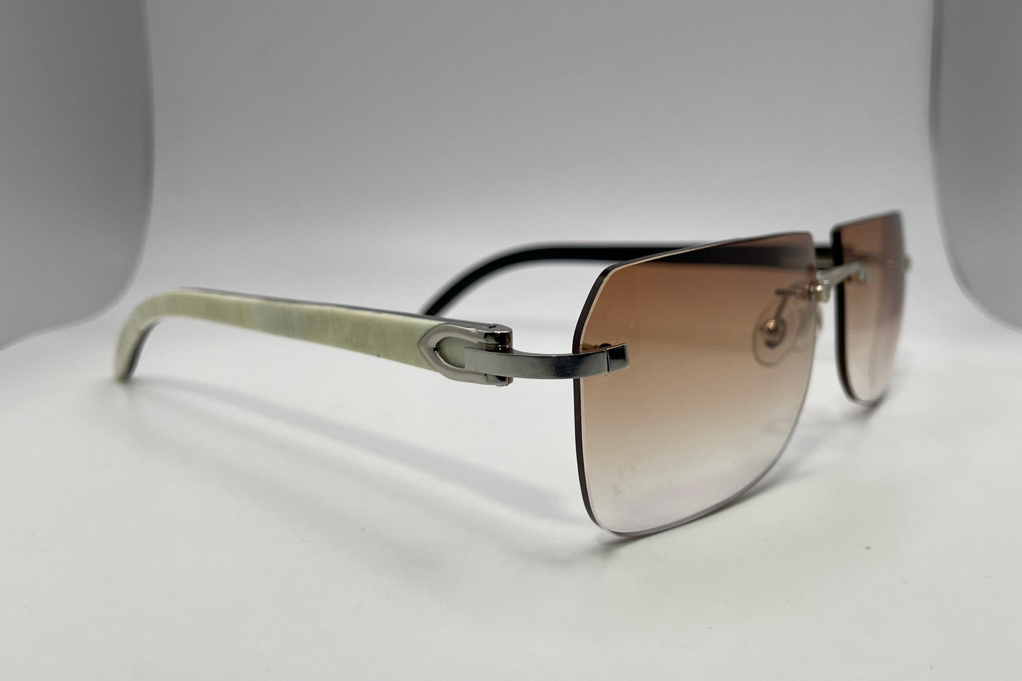 C Decor - Silver White Buffs w/ Brown Faded Lenses