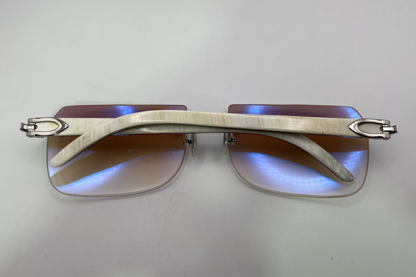 C Decor - Silver White Buffs w/ Brown Faded Lenses