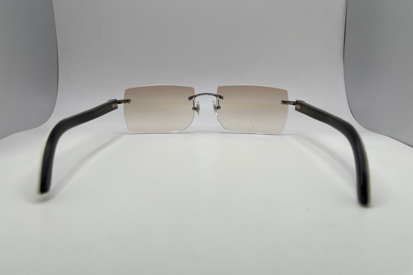 C Decor - Silver White Buffs w/ Light Brown Faded Lenses